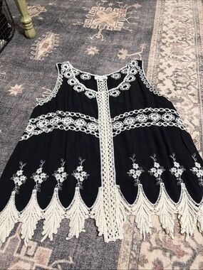 Black Sleeveless Tunic with White Crochet Embroidery